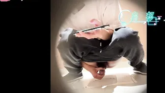 Spy jerking in squat toilet 8