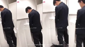 Spy pissing 2