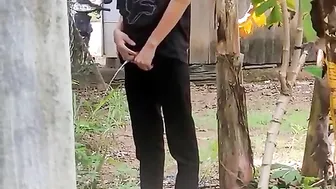 Outdoor pissing