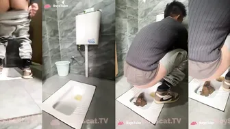 Chinese master poops in toilet