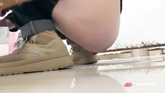 Chinese squat toilet shitting 4