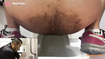JP Toilet Spy Shitting-2