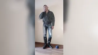 Smoking hot daddy wetting his jeans