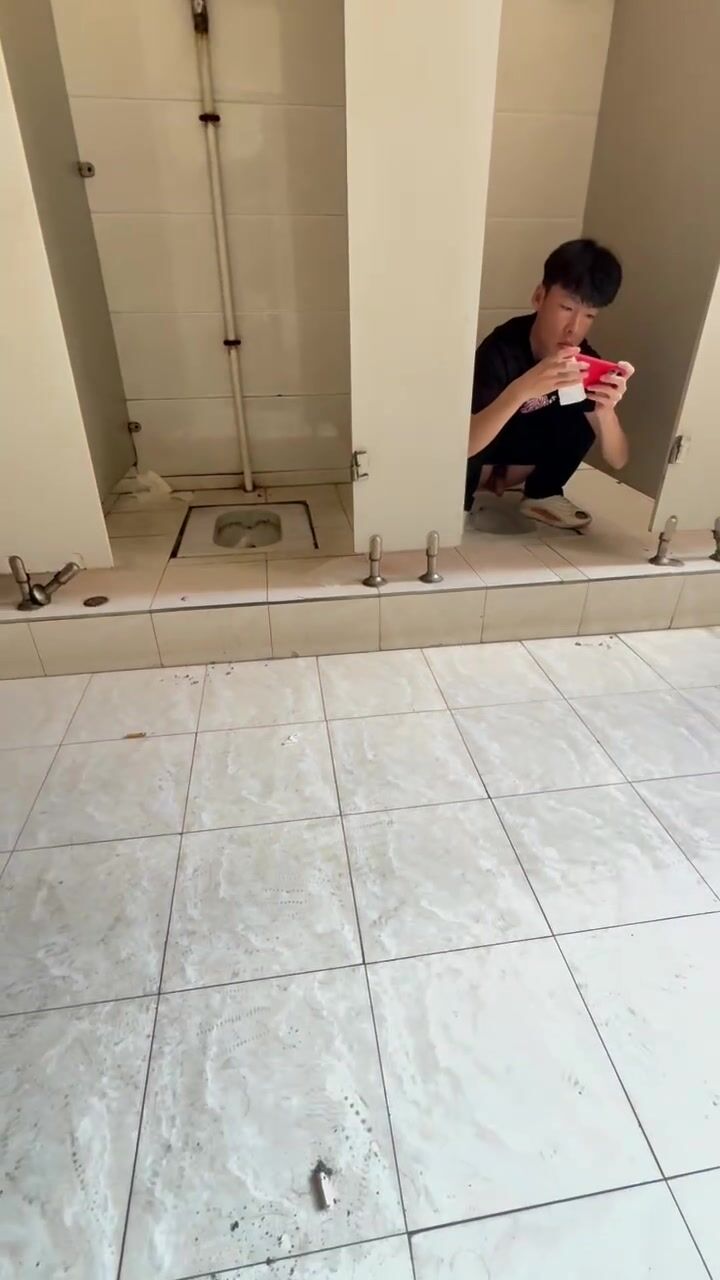 Chinese doorless squat toilet 25