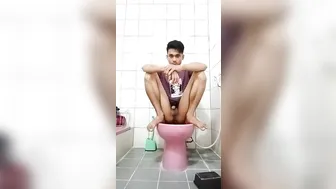 Asian shitting 4