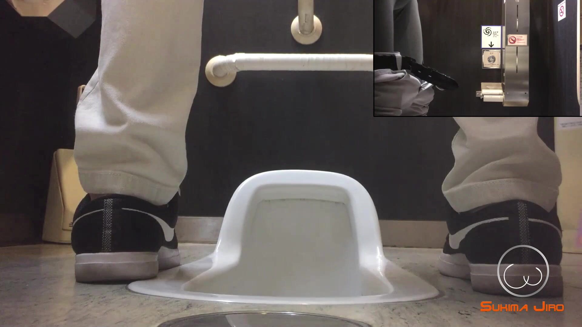 Japanese squat toilets 15