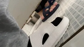 Chinese squat toilet spy clip