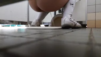 排泄動画