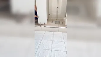 Chinese doorless squat toilet 79