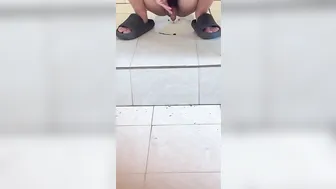Chinese doorless squat toilet 86
