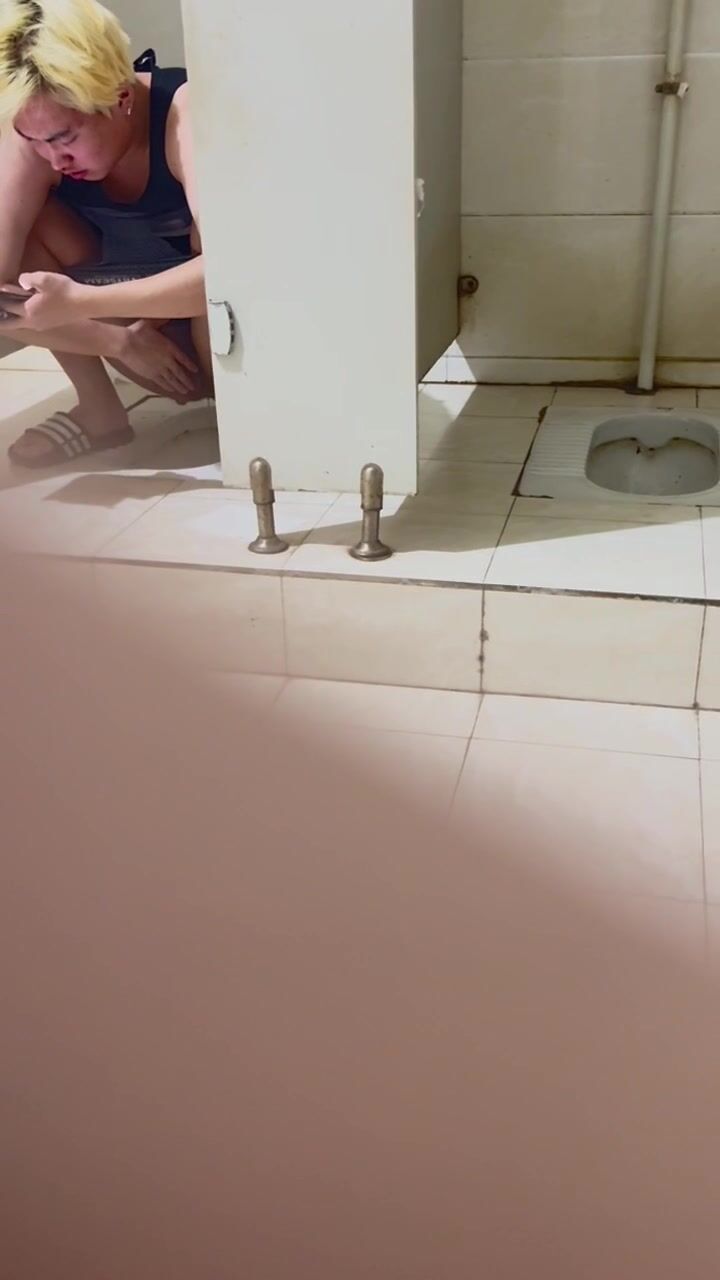 Chinese doorless squat toilet 90