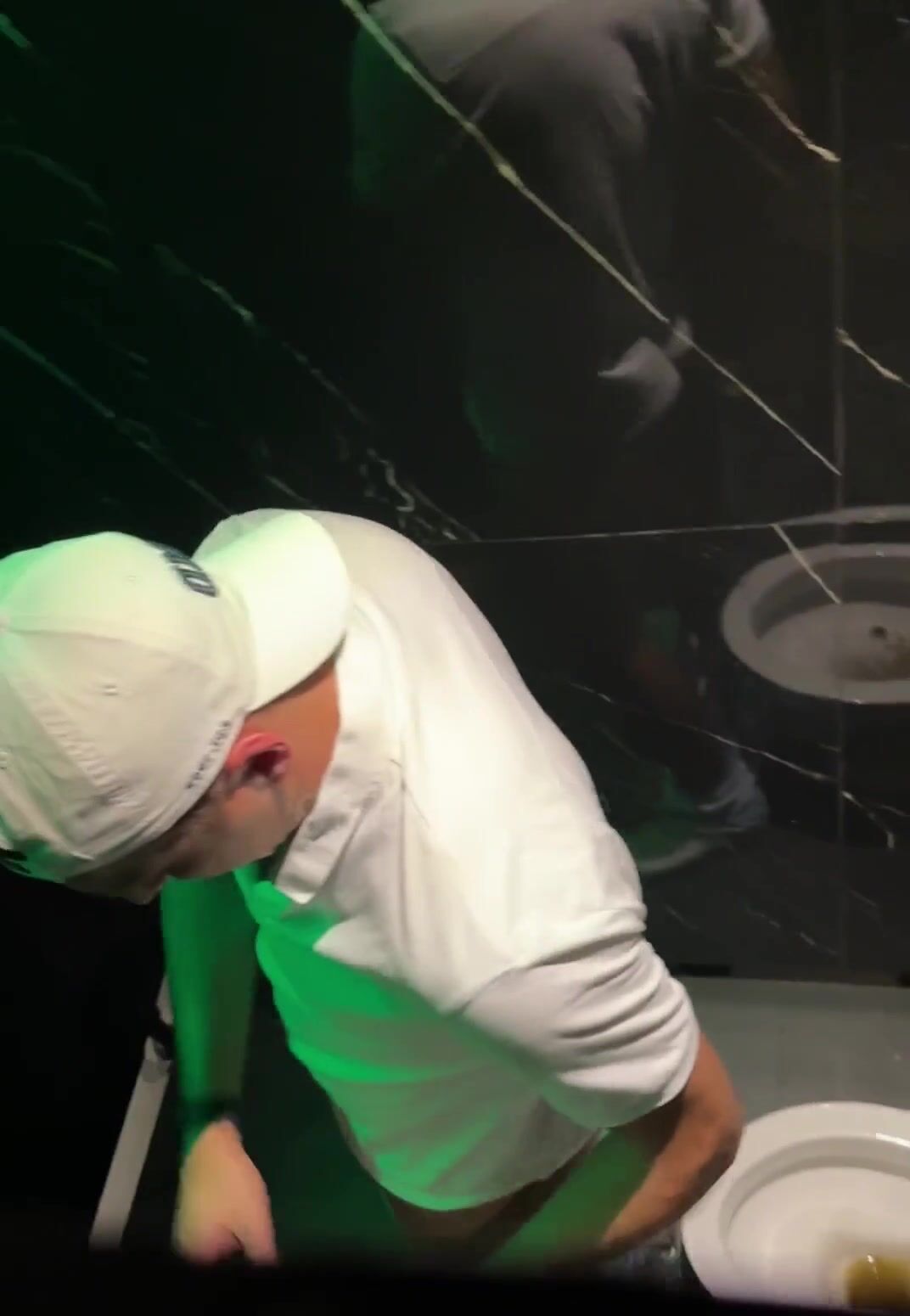 Toilet Hover Shit