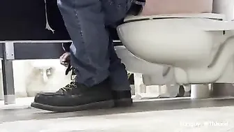Loud Hover Poop