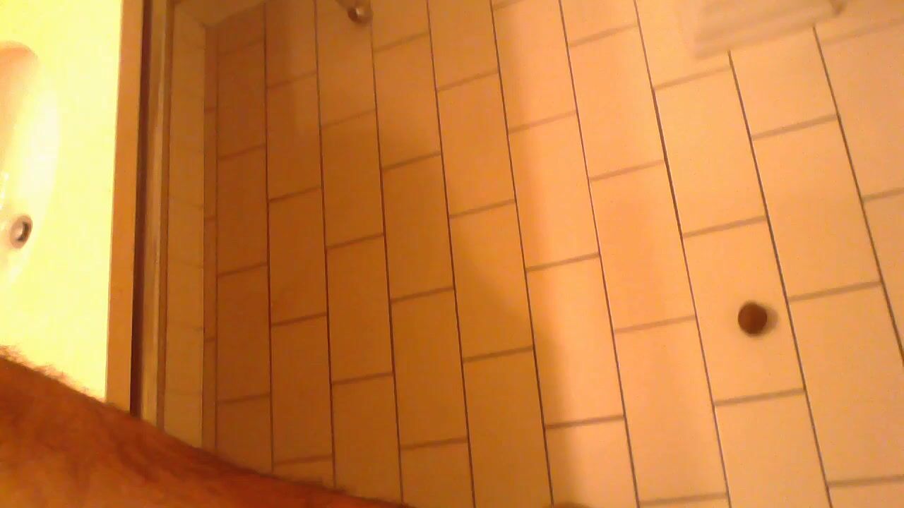 Hot Shitting Video 2