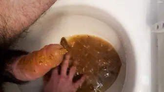 Piss and jerking off with his shit
