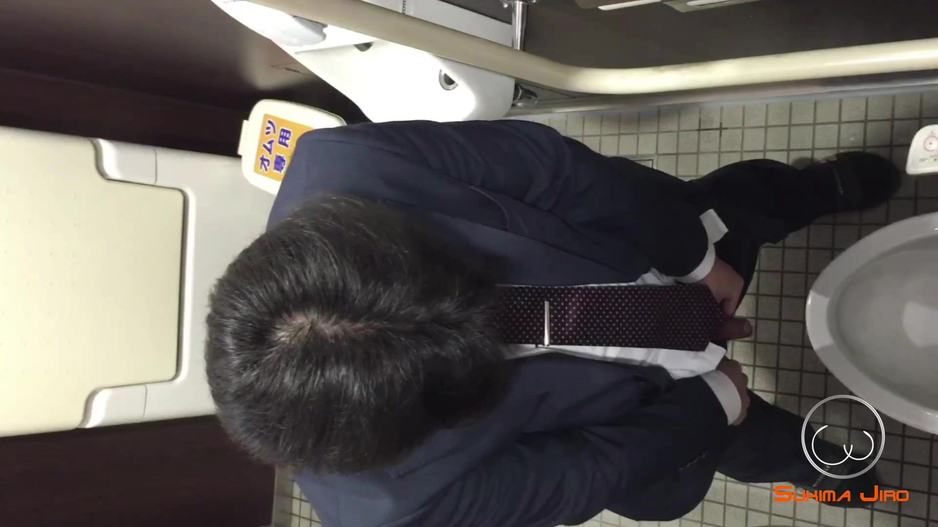 Japanese toilet spy piss 2