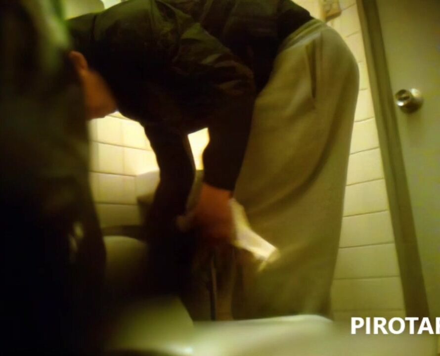 Japanese squat toilets 60