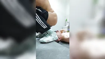 Hunk Feeder