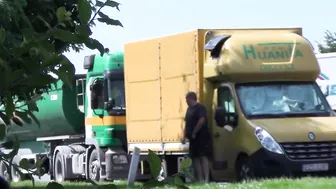 Older Daddy Truckers Pissing