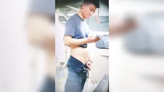 Spy Chinese Man Pissing