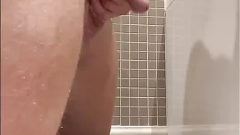 Str8 guy shits, wanks and cums
