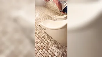 男厕偷拍pissing