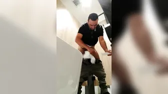 Middle Eastern Guy Squat Dump