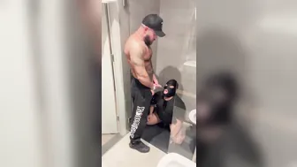 Alpha Serving Piss