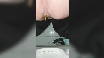 guy poop and fart