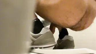 Toilet 2