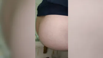 My pooping3